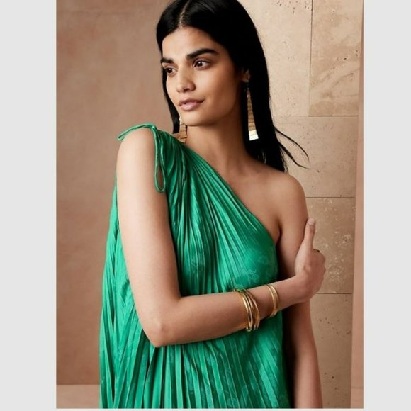 Banana Republic Radiant One-Shoulder Top Green - Picture 1 of 8